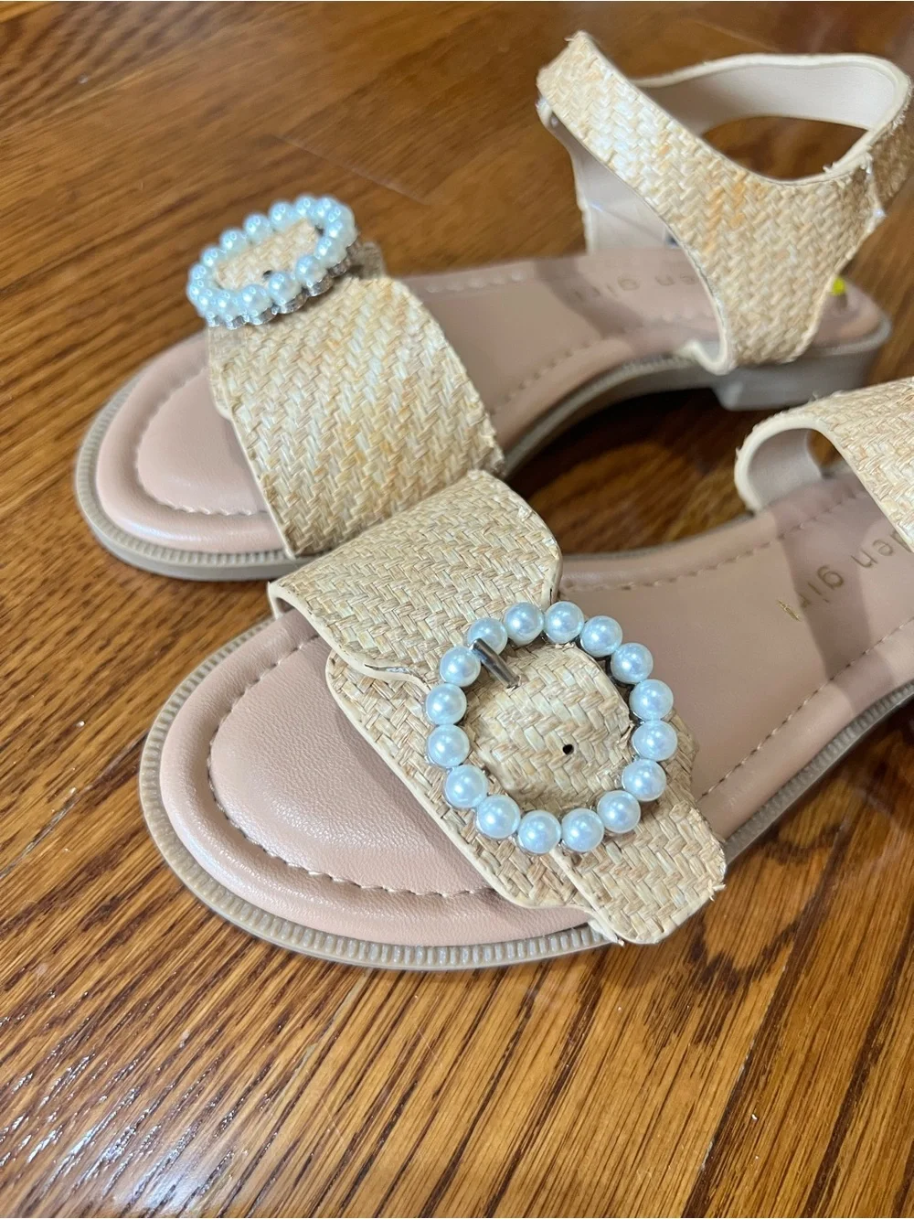 Madden Girl chic sandals